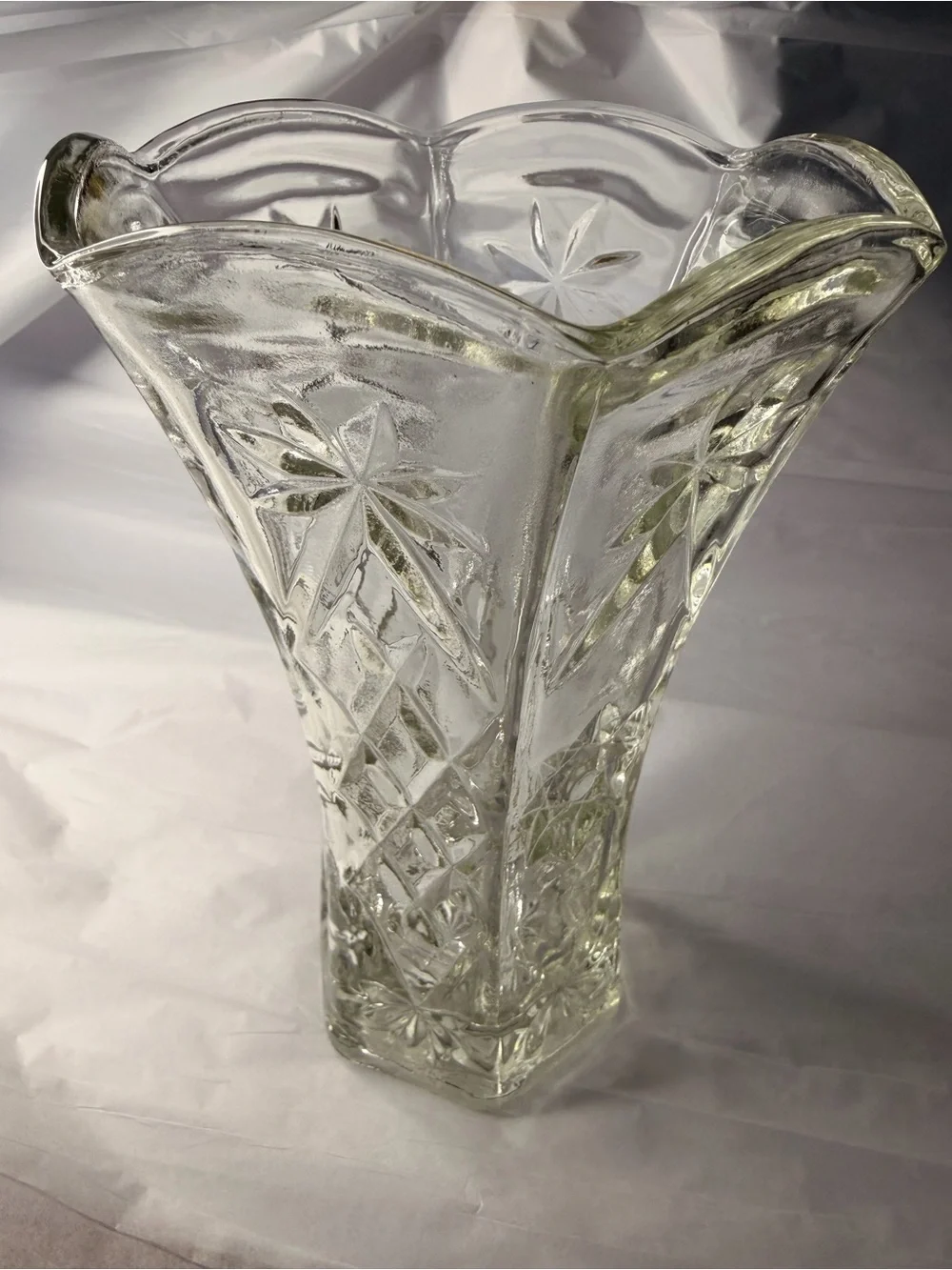 Vintage Anchor Hocking EAPC Star of David Clear Glass Vase Flared Rim